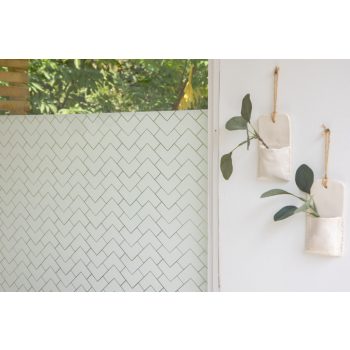 Statikus üvegfólia – nyílhegy mintával, 45 × 150 cm