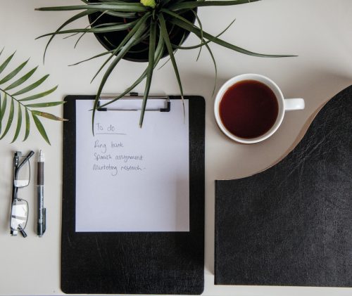 Öntapadós tapéta – bőrhatású – fekete – 45 × 200 cm